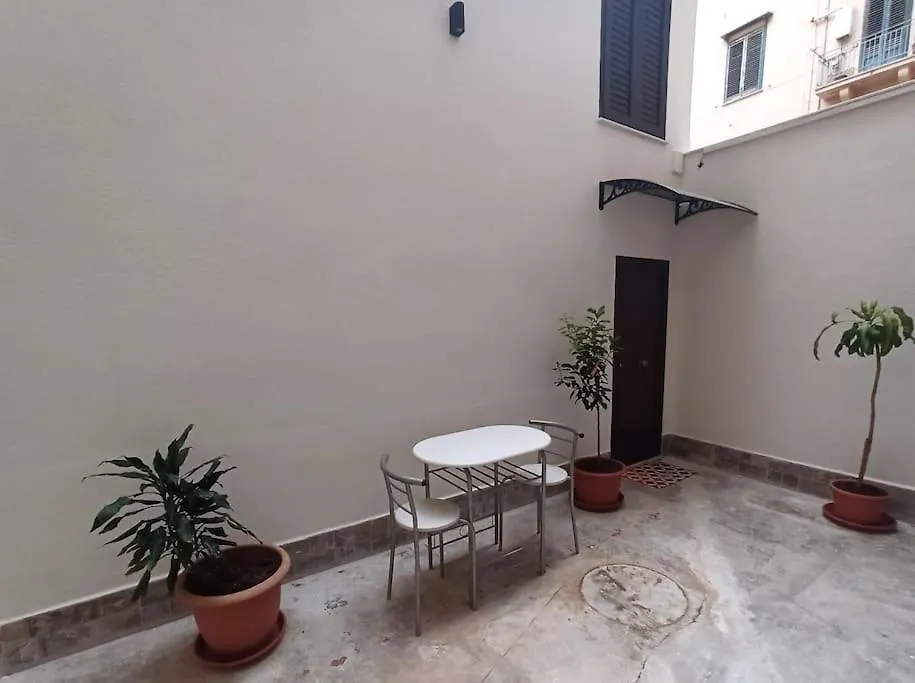 Holiday home D'Annunzio Apartment Palermo