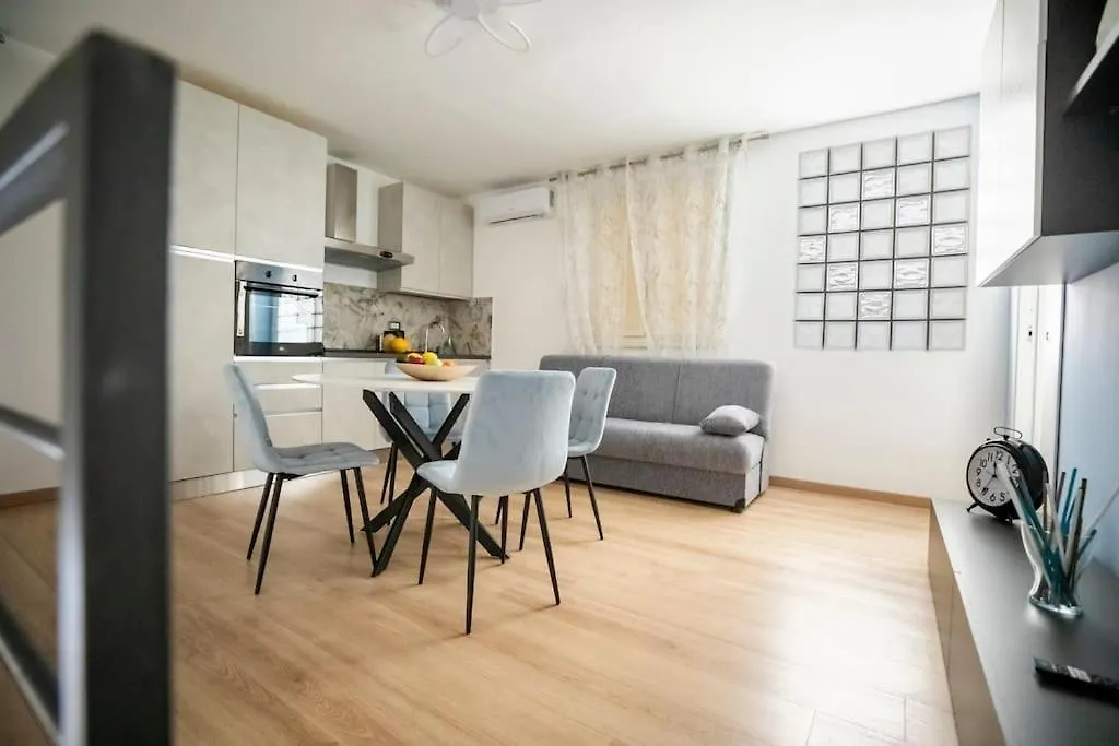 Holiday home D'Annunzio Apartment Palermo